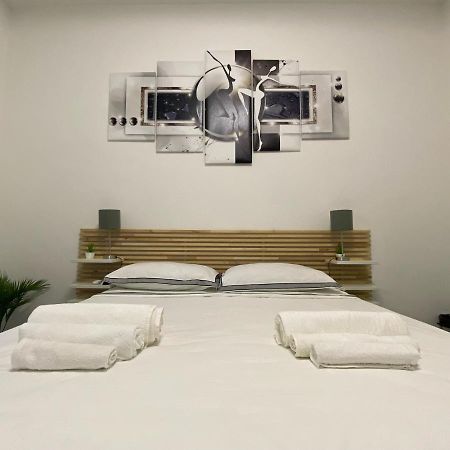 Dm Rome Holiday Exterior foto