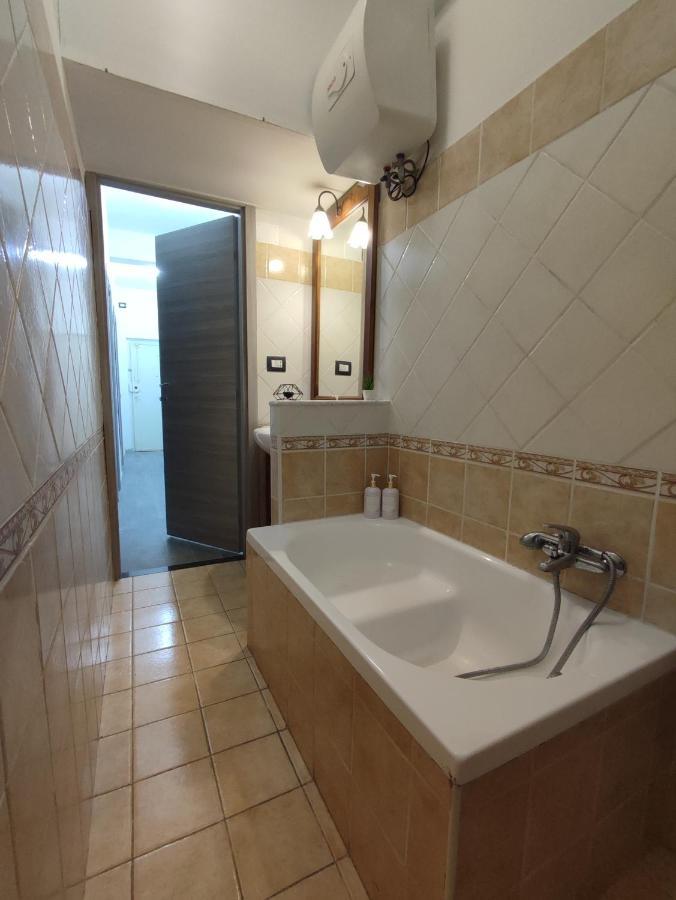 Dm Rome Holiday Exterior foto